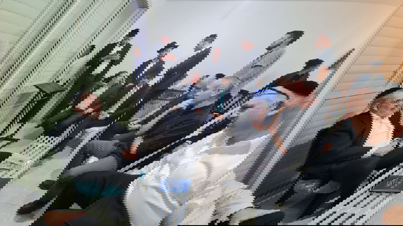 תיעוד מסכם: כולם הגיעו לנחם את חה"כ יעקב אשר