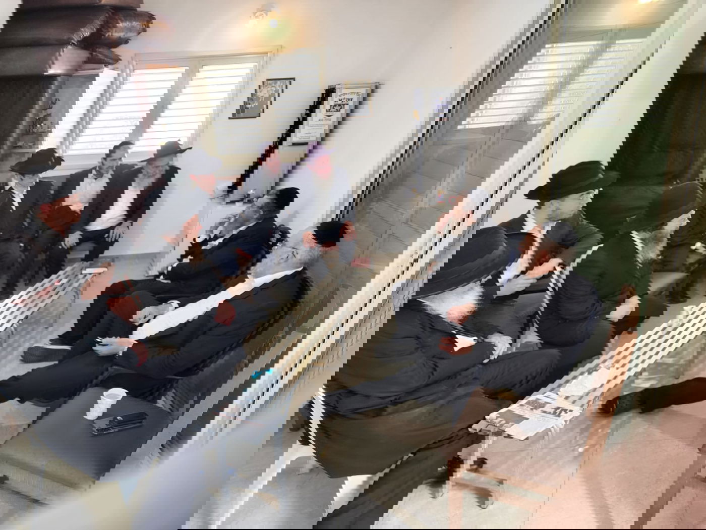 תיעוד מסכם: כולם הגיעו לנחם את חה"כ יעקב אשר