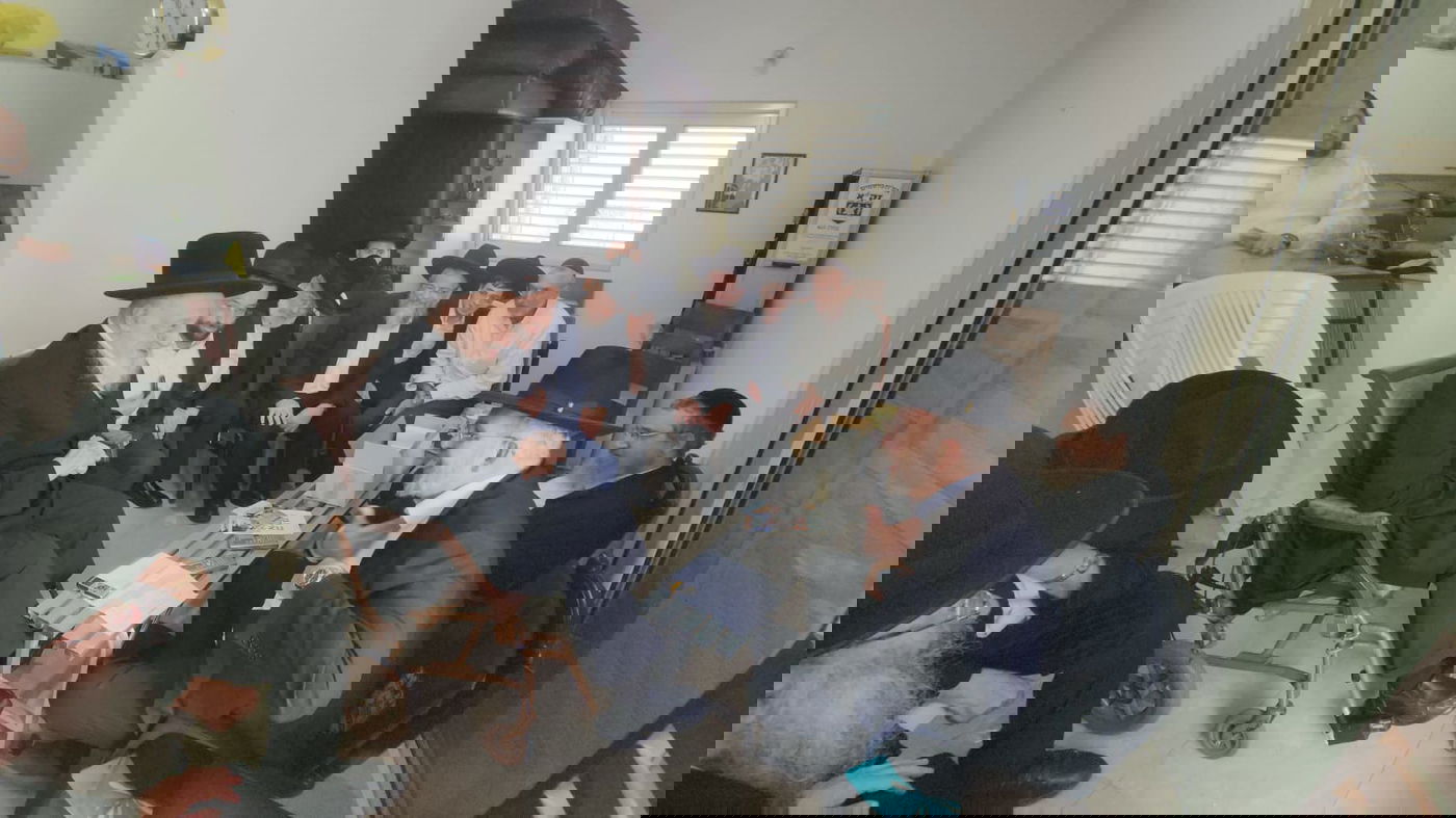 תיעוד מסכם: כולם הגיעו לנחם את חה"כ יעקב אשר