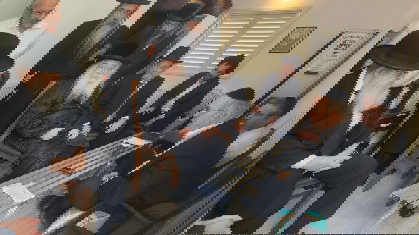 תיעוד מסכם: כולם הגיעו לנחם את חה"כ יעקב אשר