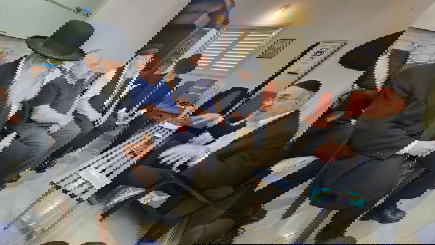 תיעוד מסכם: כולם הגיעו לנחם את חה"כ יעקב אשר