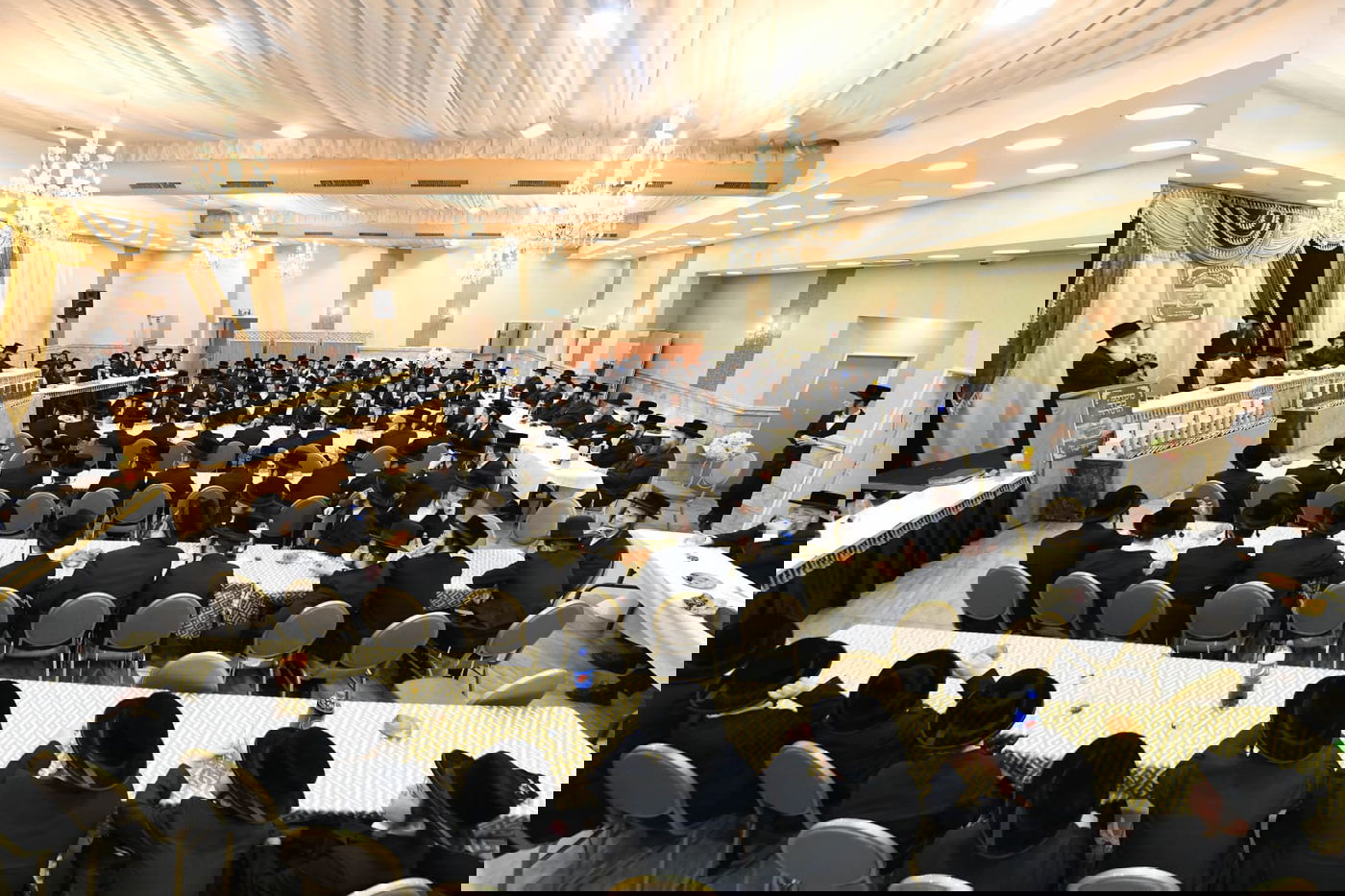 מעמד כבוד התורה וחלוקת תעודות בישיבת קרעטשניף