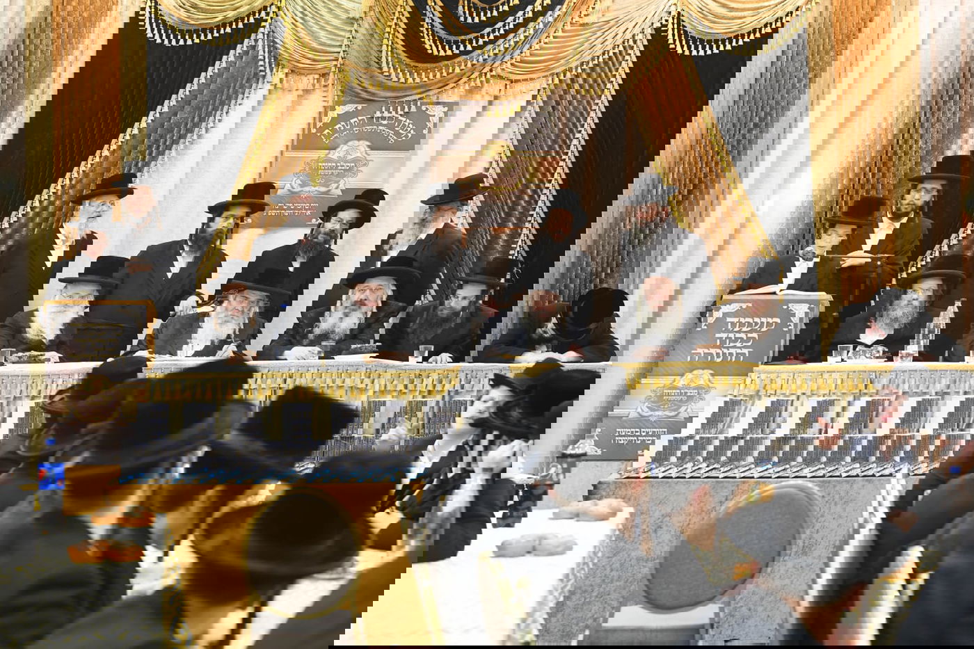 מעמד כבוד התורה וחלוקת תעודות בישיבת קרעטשניף