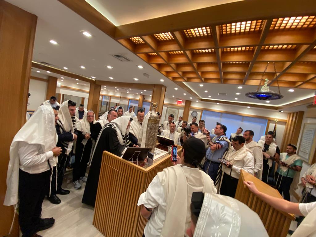 תיעוד מיוחד: המסע של הראשל"צ הגר"ש עמאר בארה"ב