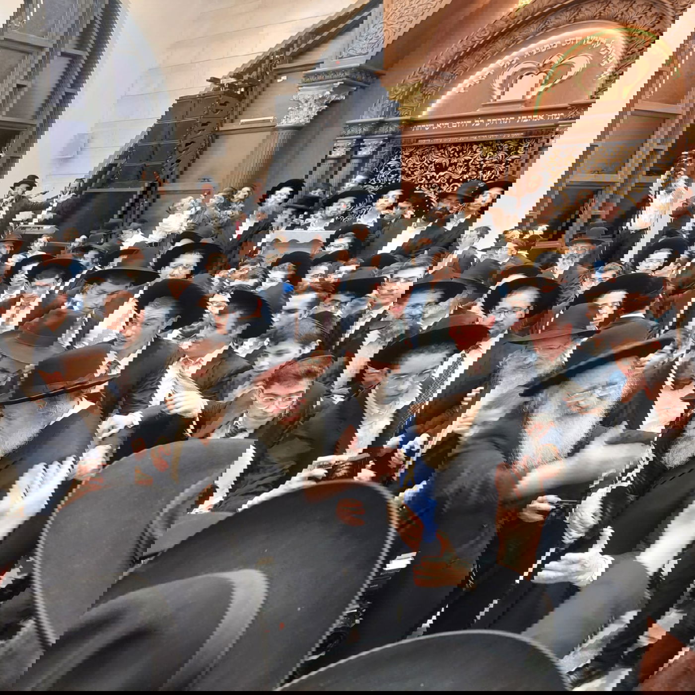 'בית מדרש גבוה' חגגו הכנסת ספר תורה והיכל חדש | צפו