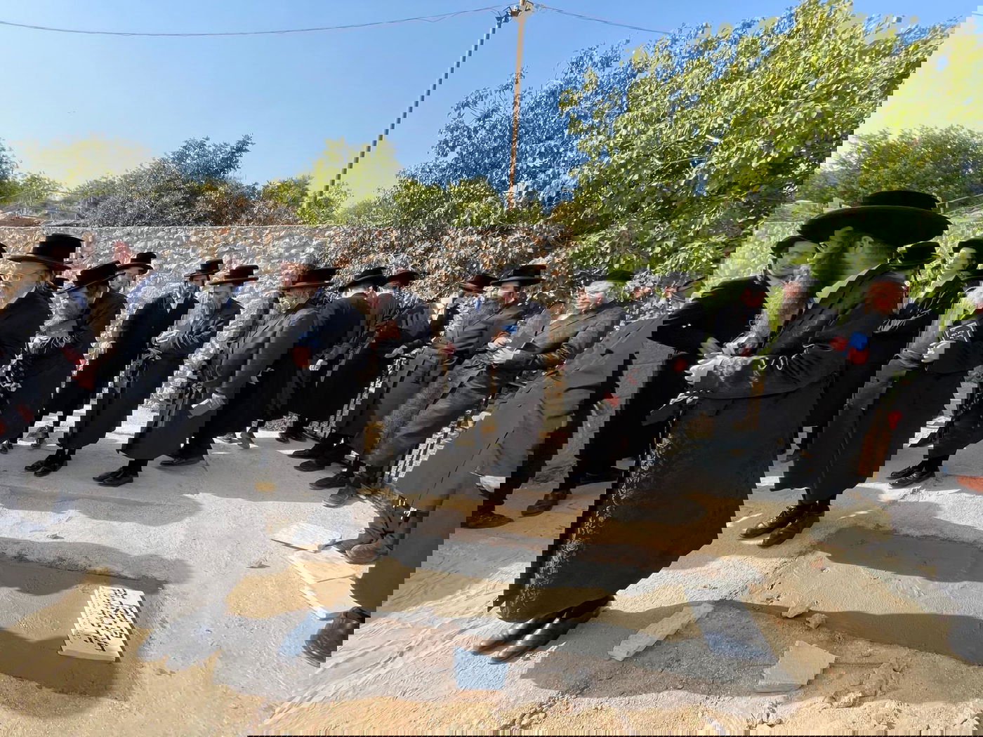 במלאות השבעה: תפילה ודברי הספד על קברו של הגר"מ שטרן זצ"ל