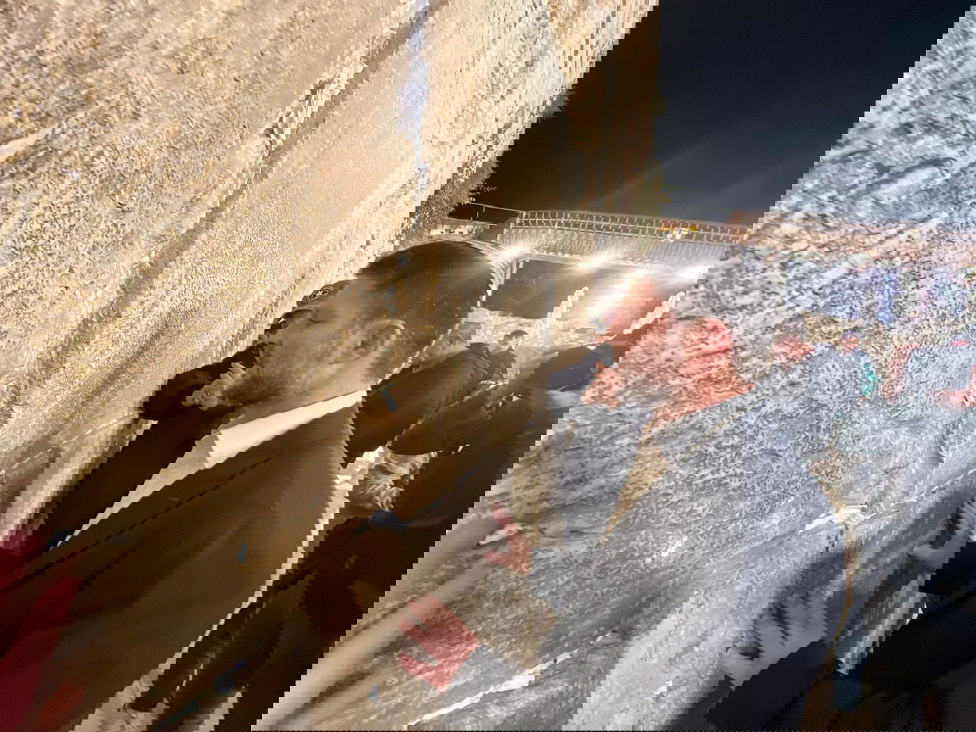 נתניהו, גנץ וסמוטריץ התפללו בכותל; שקד - בקבר רחל