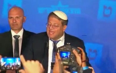 כך בן גביר חגג את הניצחון במטה; "מוות למחבלים" | צפו