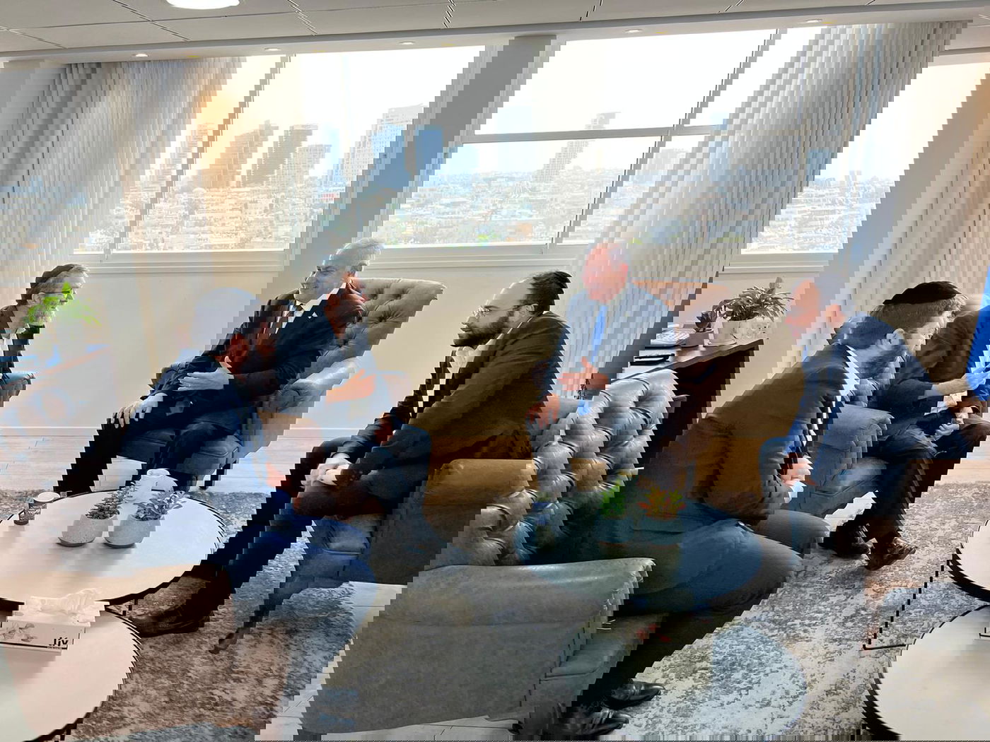 פליישמן ונתניהו בפגישה עם משה גפני