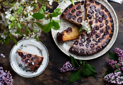 עוגת אוכמניות בחושה