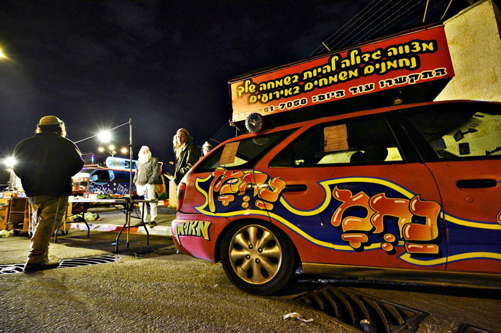 המונים פקדו את קברה של 'מאמע רחל' • תיעוד נרחב