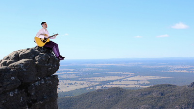 ארי גולדוואג בסינגל קליפ חדש: "אני יהודי"