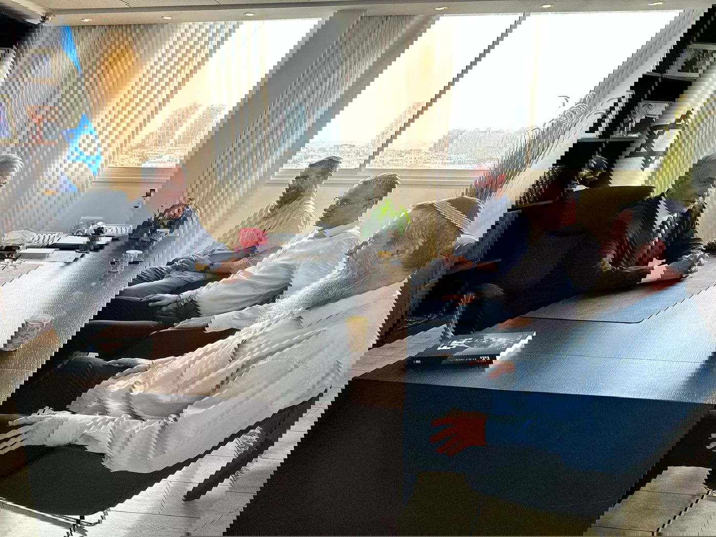 אחרי הדיווח שאיים כי לא יכנס לקואליציה: ח"כ אבי מעוז נפגש עם נתניהו