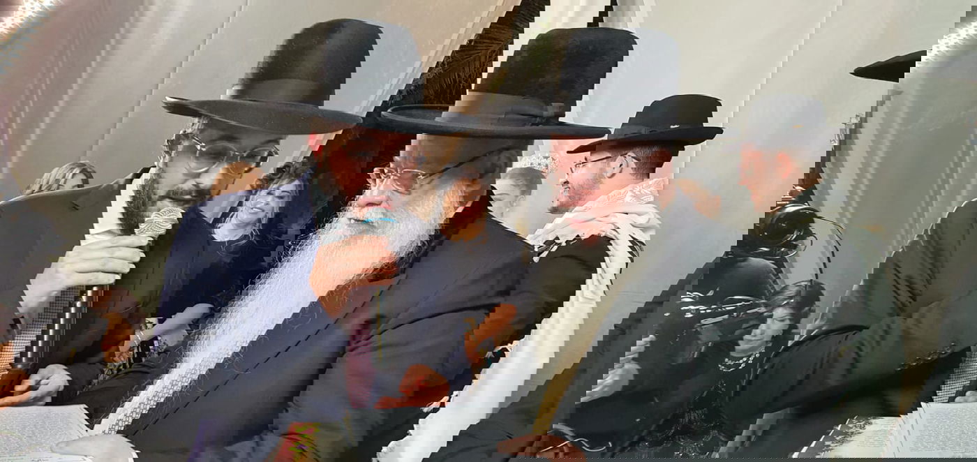 רב העיר אלעד חיתן את נכדו הראשון, אישי ציבור באו לברך