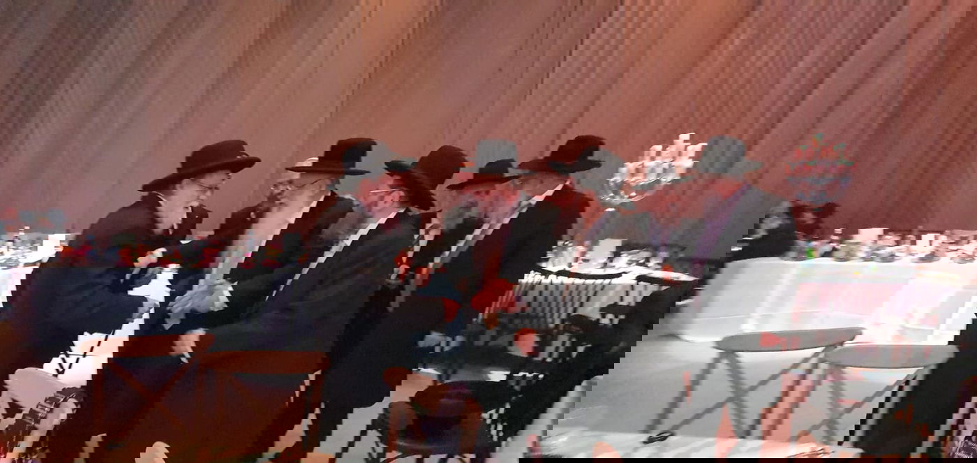 רב העיר אלעד חיתן את נכדו הראשון, אישי ציבור באו לברך