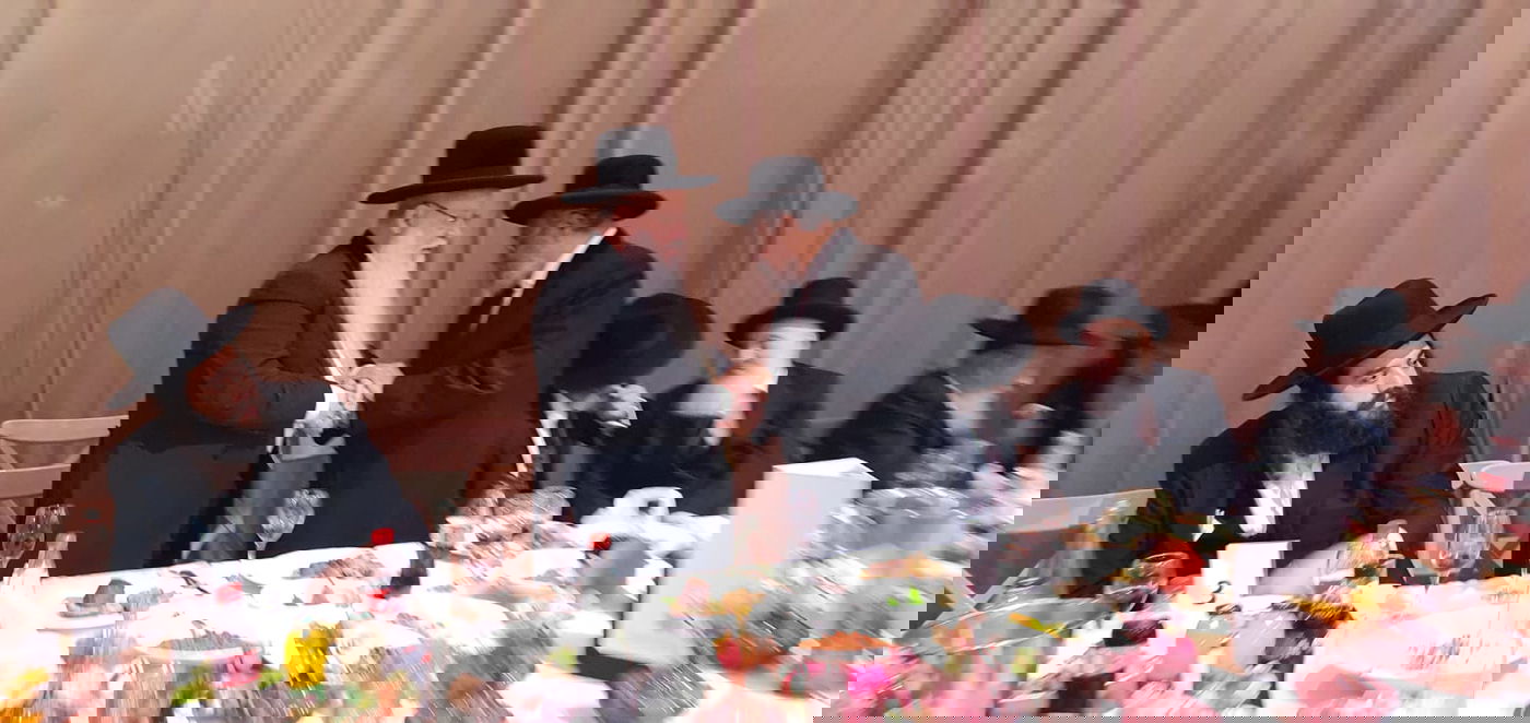 רב העיר אלעד חיתן את נכדו הראשון, אישי ציבור באו לברך