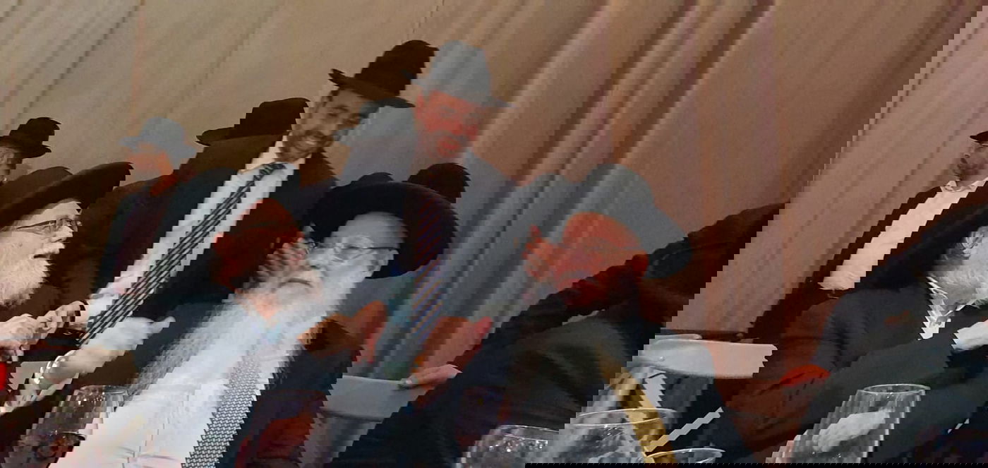 רב העיר אלעד חיתן את נכדו הראשון, אישי ציבור באו לברך