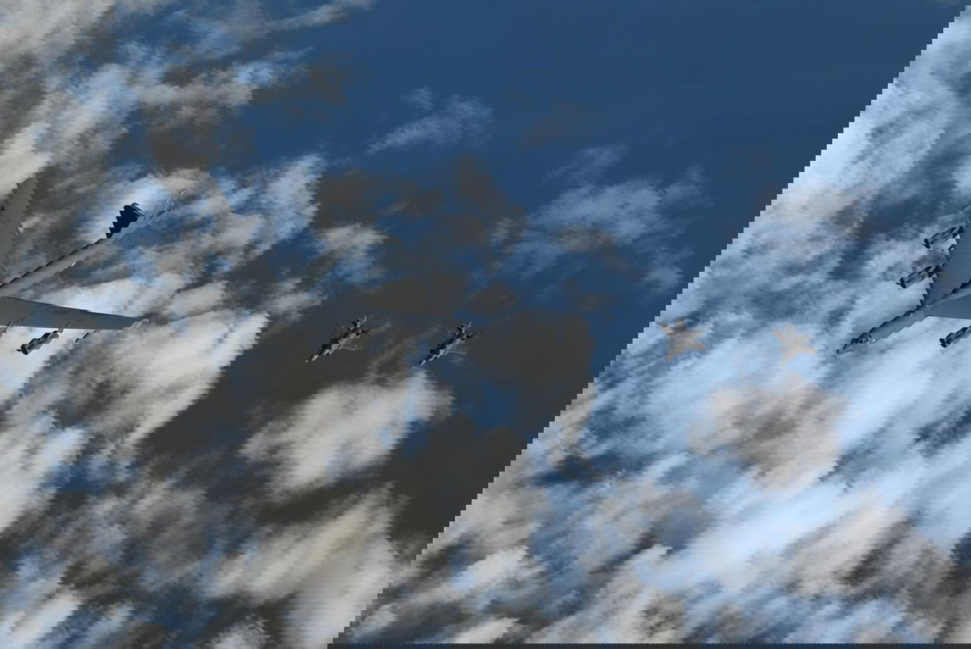 מטוסי הקרב הישראליים ליוו את המפציץ האמריקאי