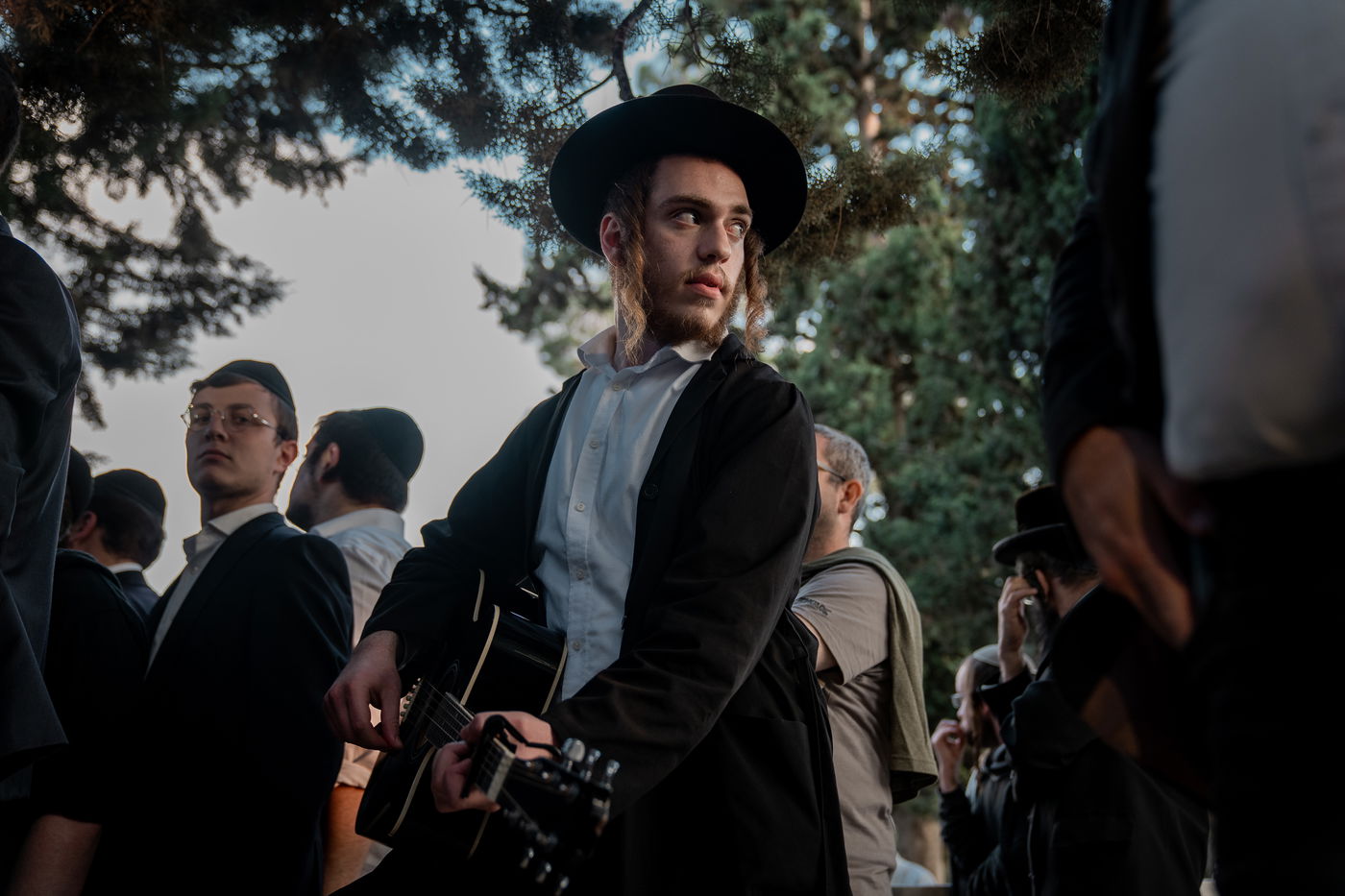 ביום היארצייט: המונים עלו לקברו של ר' שלמה קרליבך