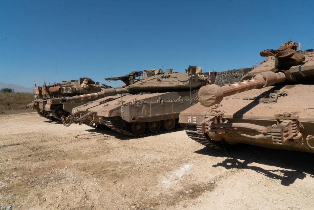 מקבלי האות: עלות השחר, שובר גלים ו'פעולות עלומות'