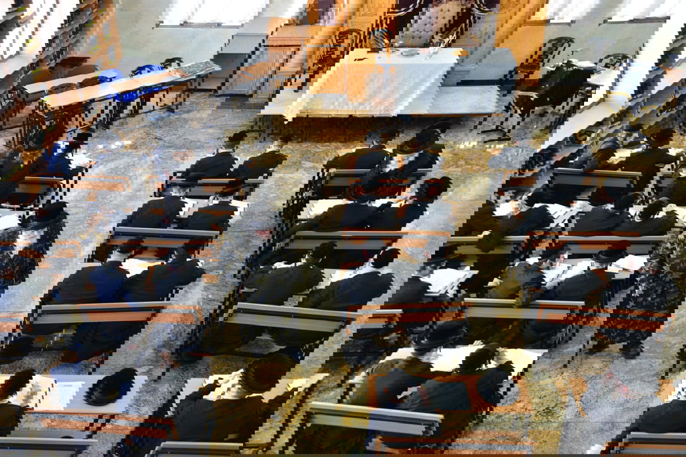 הרבי מויז'ניץ ביקר בישיבה וחיזק את הבחורים