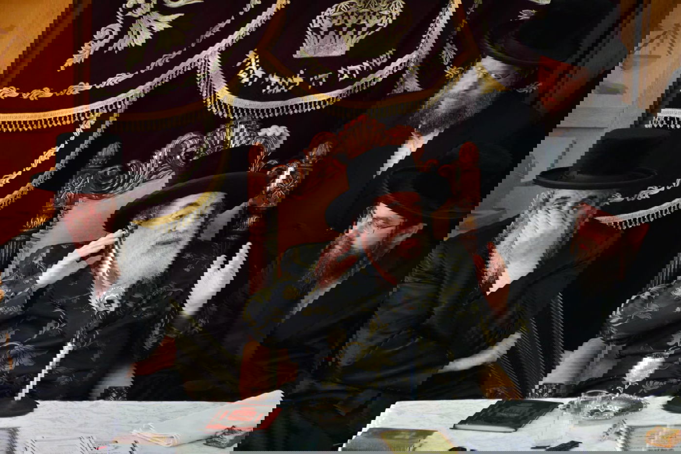 הרבי מויז'ניץ ביקר בישיבה וחיזק את הבחורים