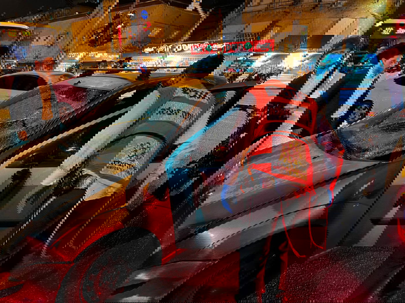 רוכב אופניים חשמליים חרדי נפצע בינוני בתאונה