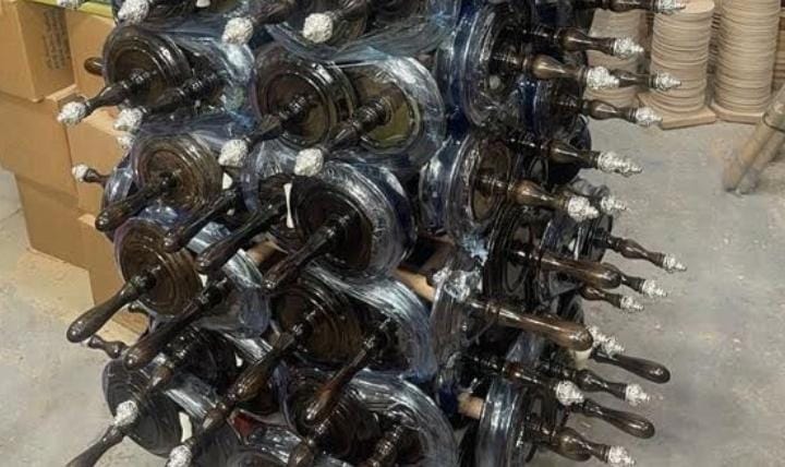 36 עצי החיים מוכנים למשלוח מארץ הקודש לארה"ב, היום