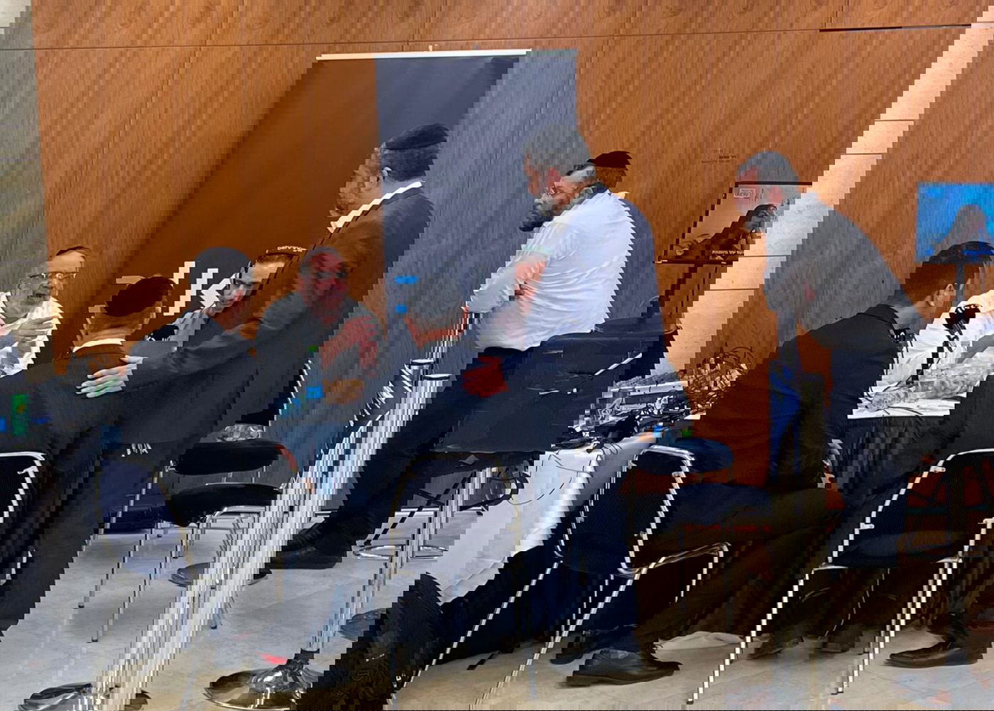 זופניק בכיכר • כל התמונות והנייעס של השבוע והכנסת