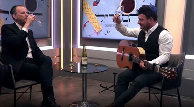 עו"ד אברהם יוסטמן לצד זלמן שטוב