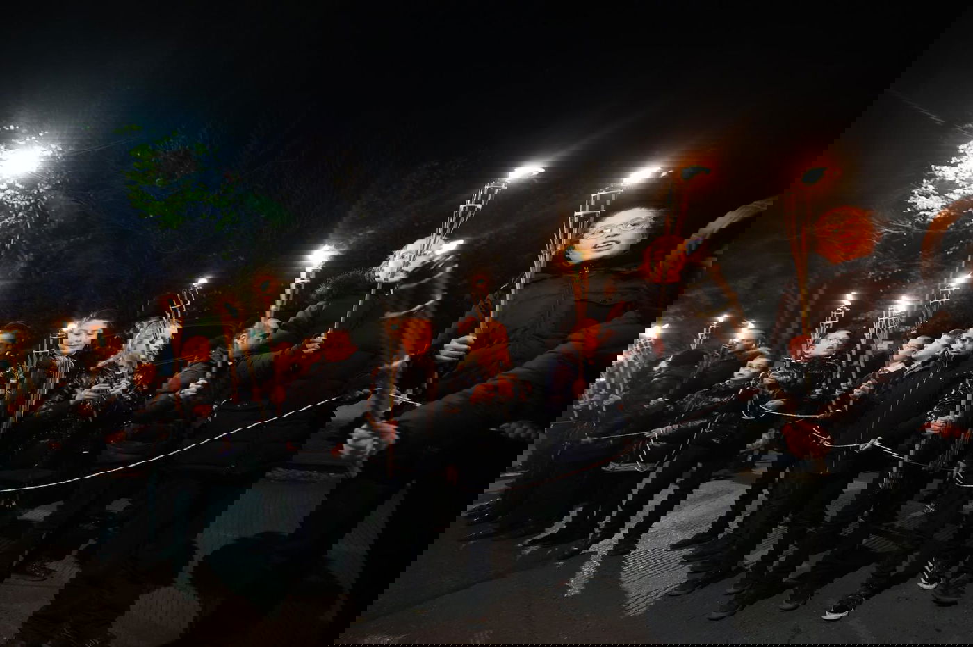 אלפים השתתפו במעמד הכנסת ספר תורה לאוהל הגר"ש אלתר