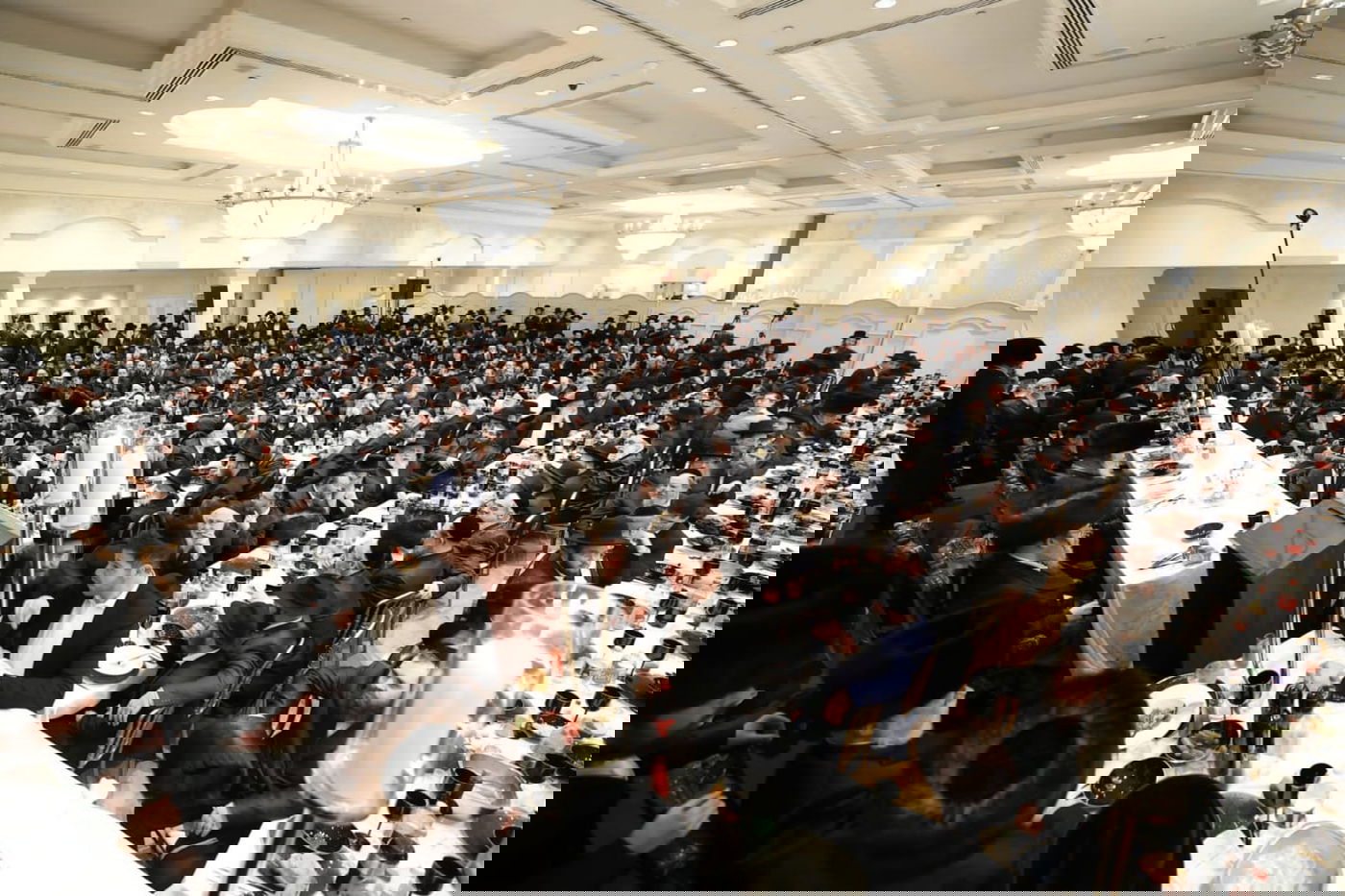 אלפים השתתפו במעמד הכנסת ספר תורה לאוהל הגר"ש אלתר