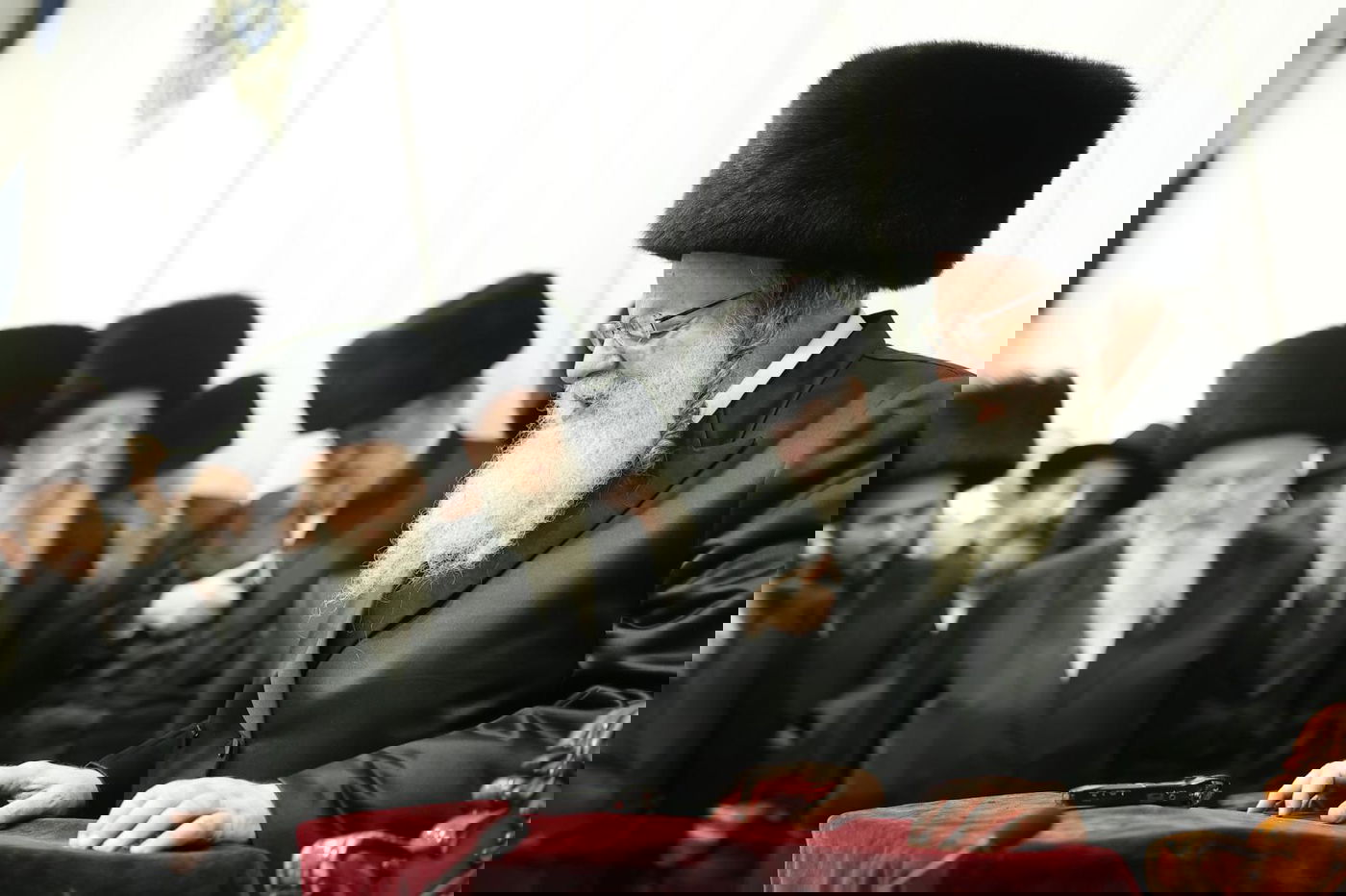 רבבות השתתפו בטיש וסעודה שלישית של הגר"ש אלתר | תיעוד