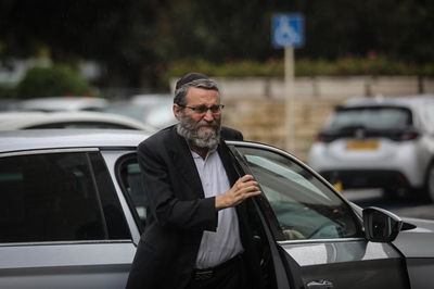 גפני מגיע שבוע שעבר לשיחות המו"מ