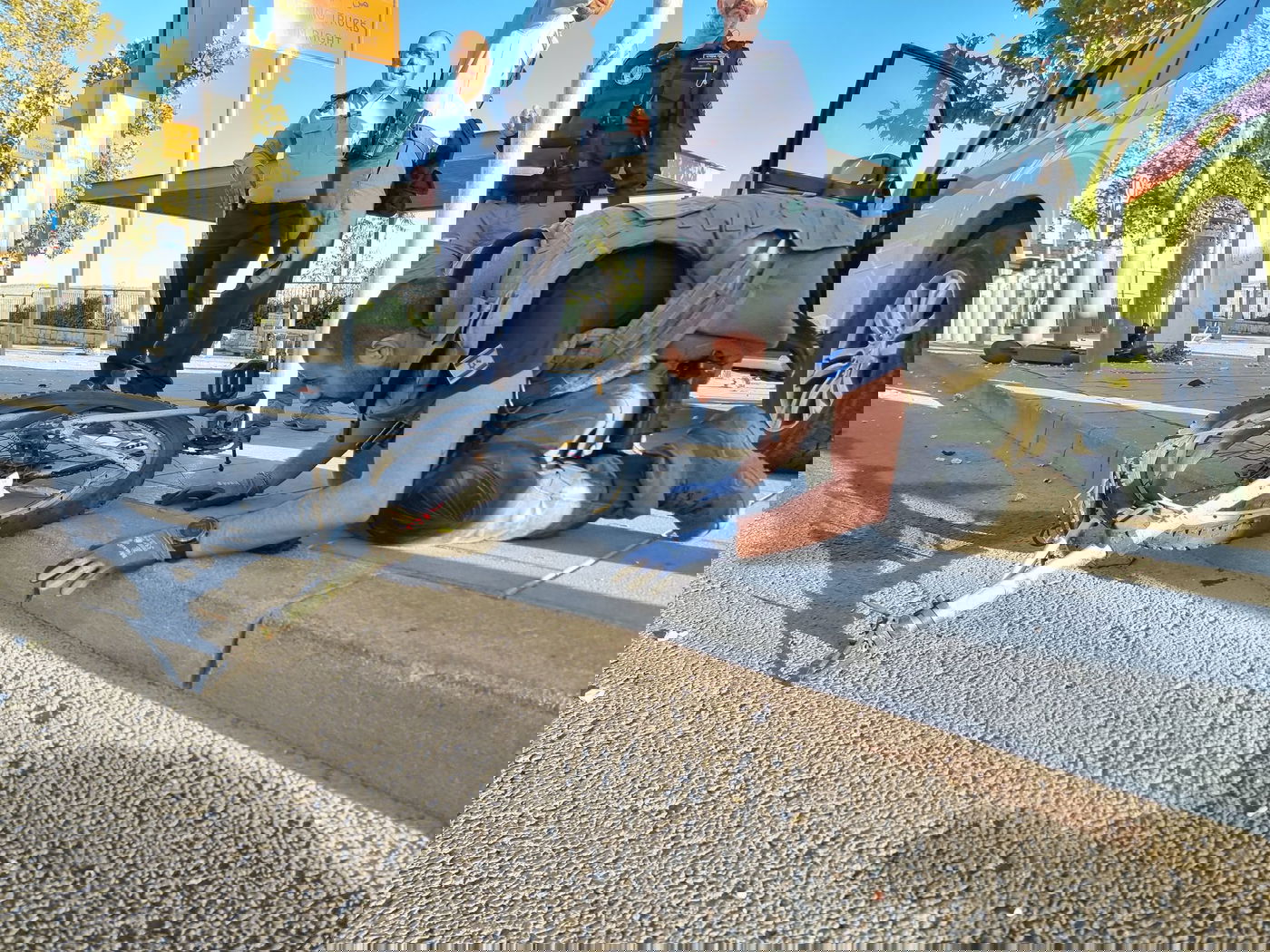 הרוג ו-19 פצועים בפיגוע משולב בירושלים; מצוד נרחב אחרי המחבל