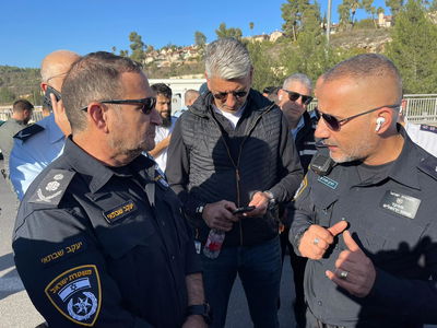 המפכ"ל בזירת הפיגוע: "המטרה - למנוע את הפיצוץ הבא"