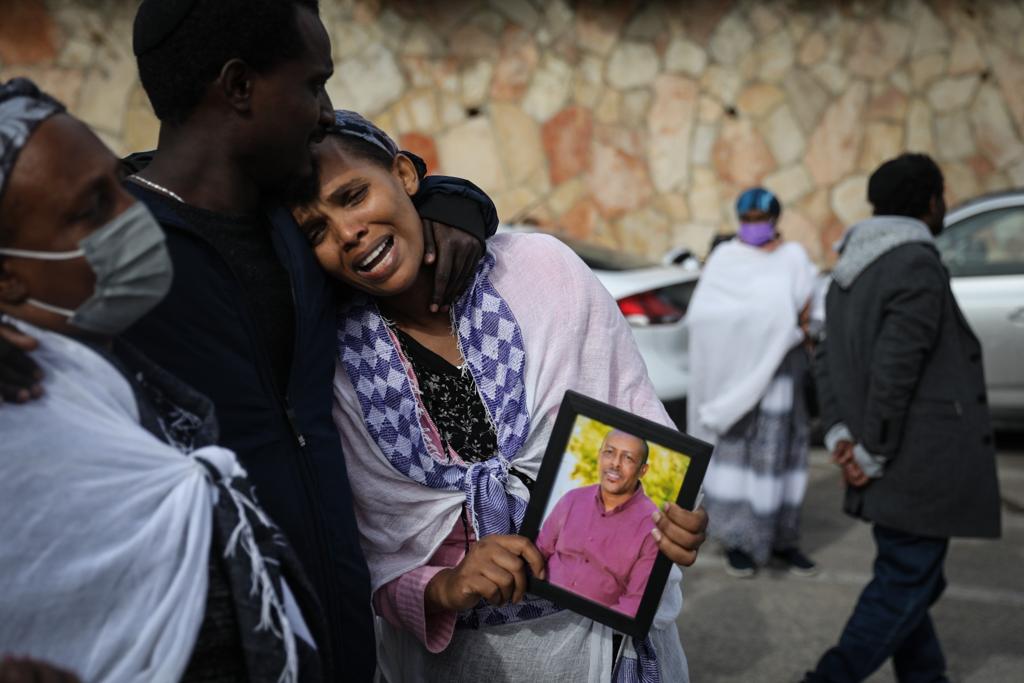 הפצוע אנוש הובא למנוחות בלוויה כאובה: "הצער ימשיך ללות אותנו" | צפו