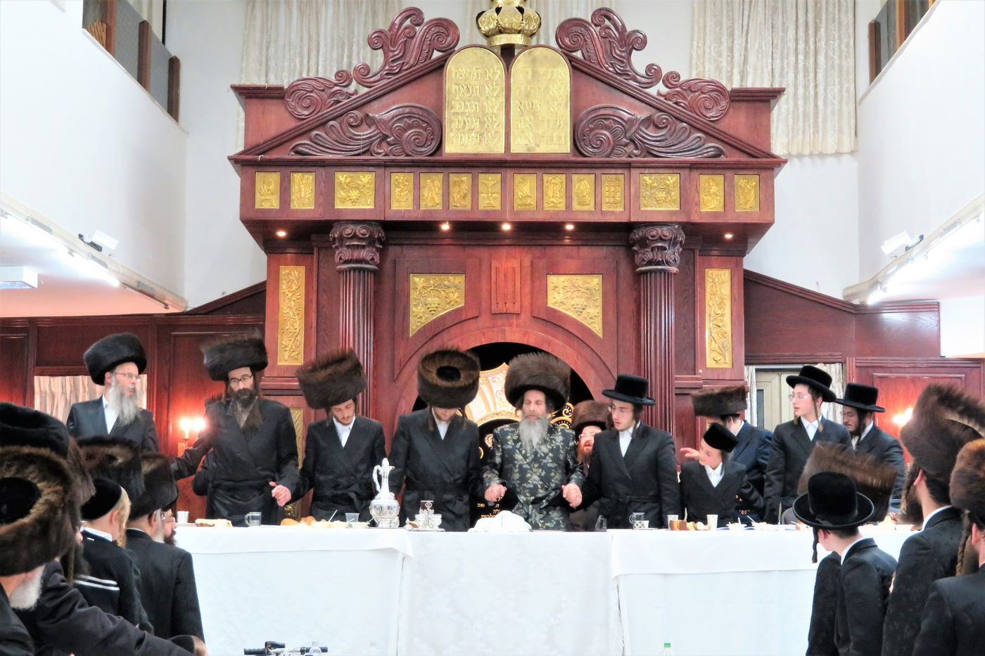 שמחת ה'פארשפיל' בחצרות אונגוואר - סערט ויז'ניץ