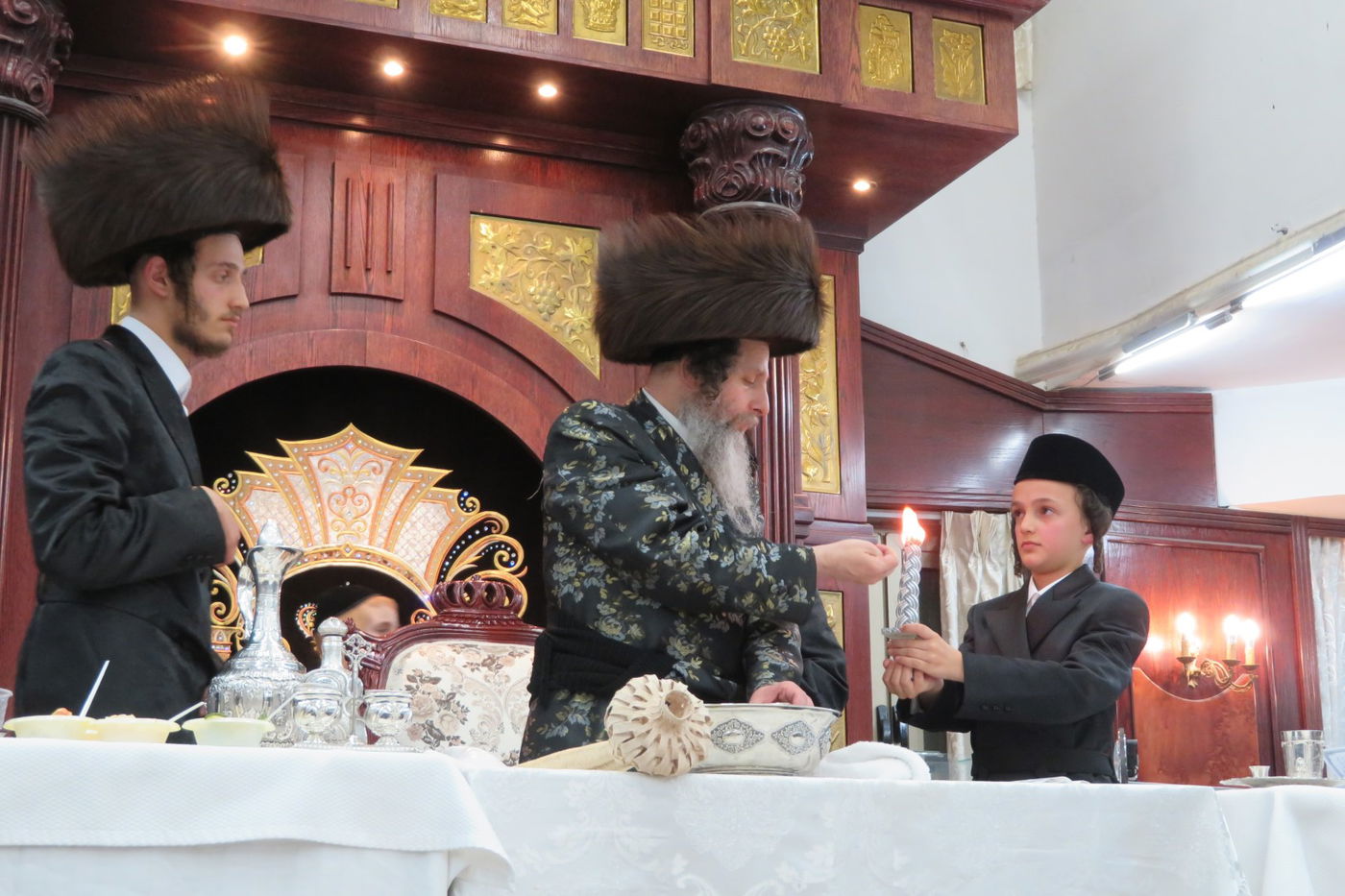 שמחת ה'פארשפיל' בחצרות אונגוואר - סערט ויז'ניץ