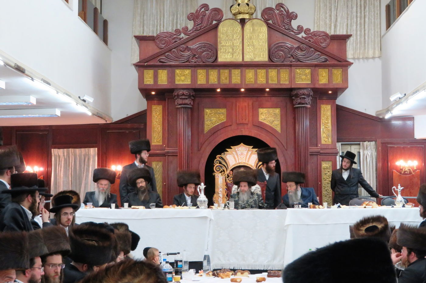 שמחת ה'פארשפיל' בחצרות אונגוואר - סערט ויז'ניץ