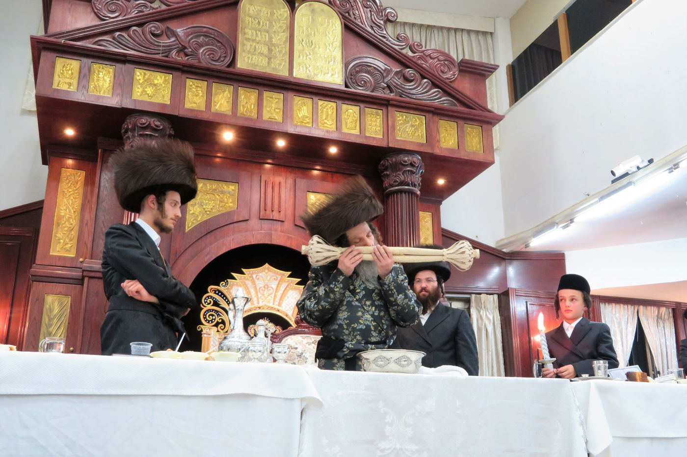 שמחת ה'פארשפיל' בחצרות אונגוואר - סערט ויז'ניץ