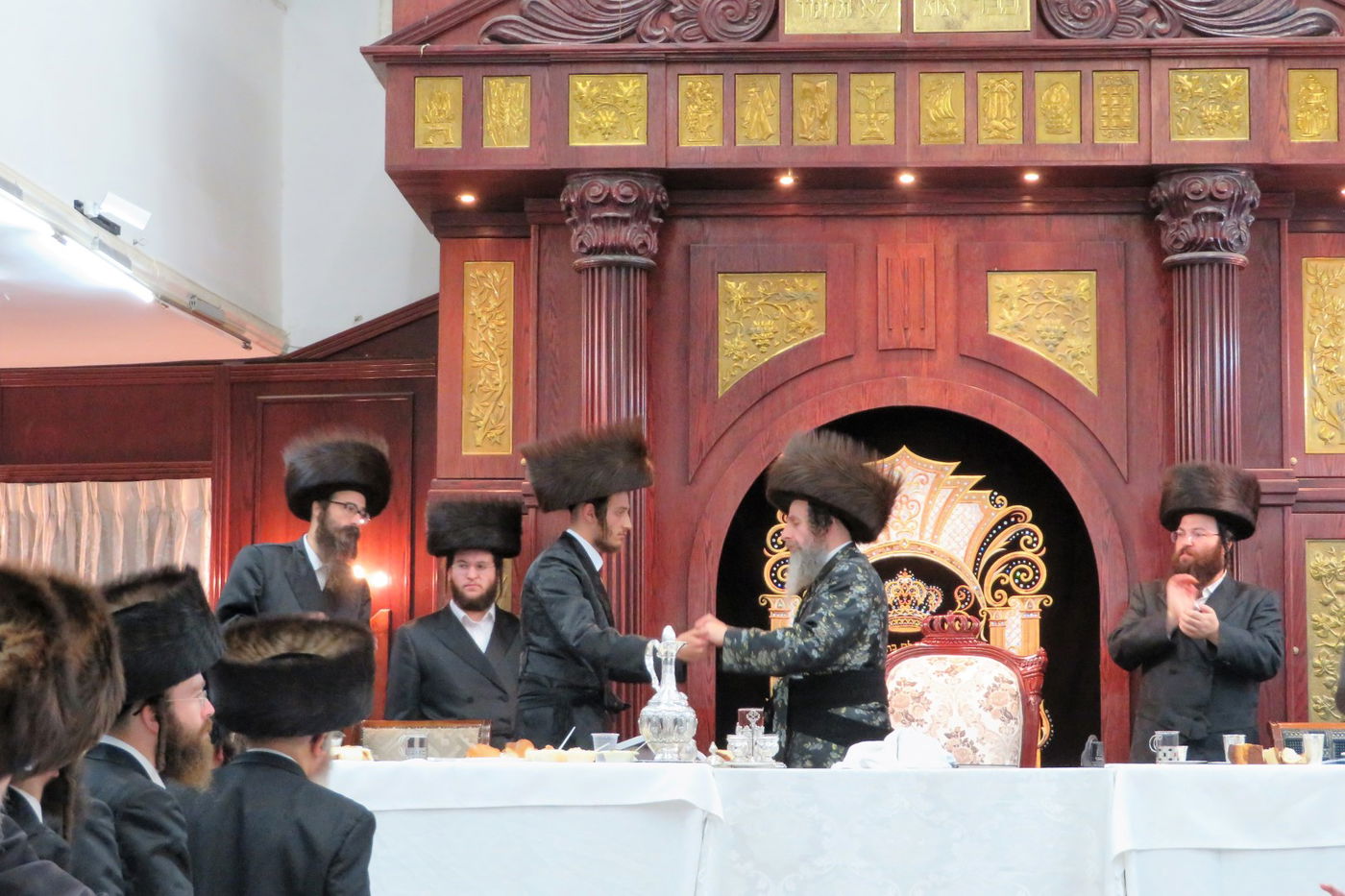 שמחת ה'פארשפיל' בחצרות אונגוואר - סערט ויז'ניץ