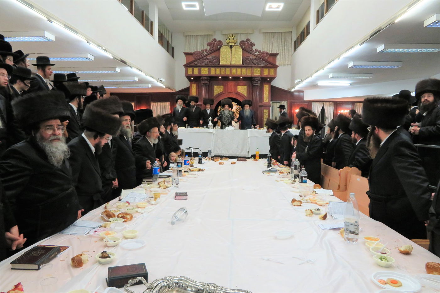 שמחת ה'פארשפיל' בחצרות אונגוואר - סערט ויז'ניץ