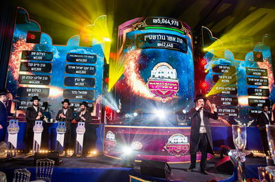 תקציר הדינר היוקרתי | צפו