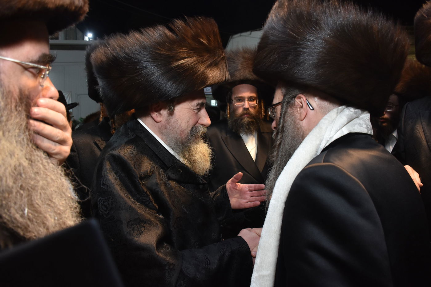 שמחת החתונה לבת האדמו"ר מנדבורנה אראד