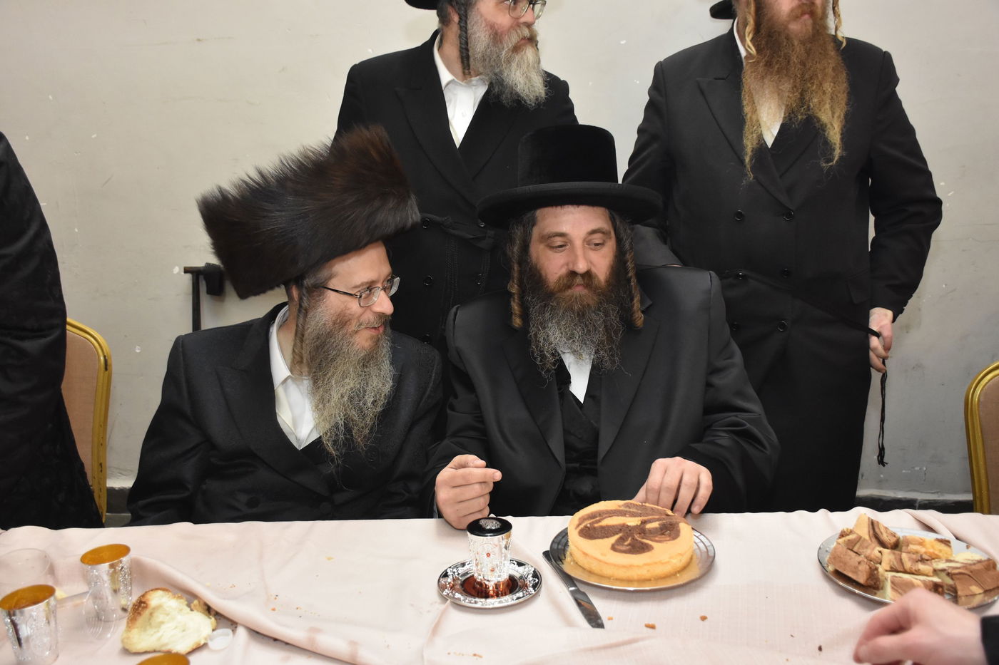 שמחת החתונה לבת האדמו"ר מנדבורנה אראד