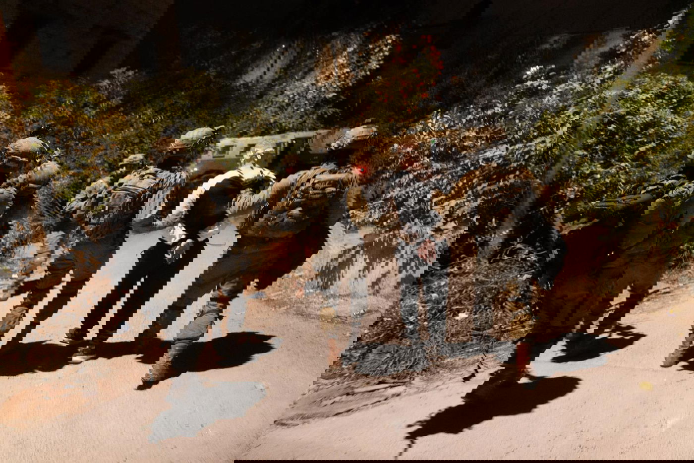 מעצר מבוקשים, ארכיון