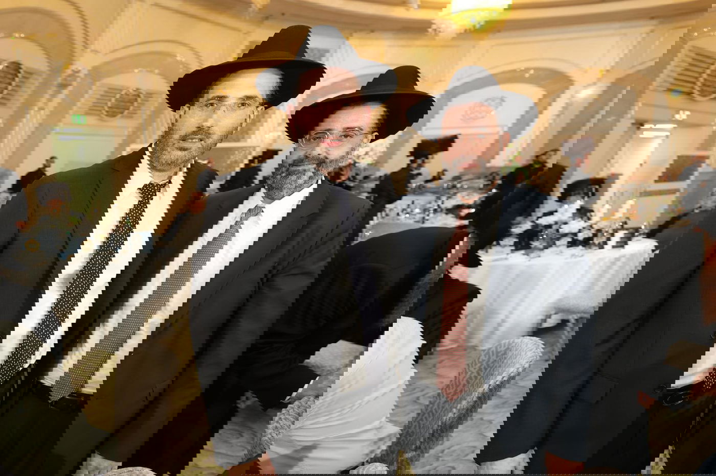 במעמד מרגש הוכנס ס"ת מיוחד של 'בוני עולם' לזכותם של אלפי זוגות חשוכי ילדים