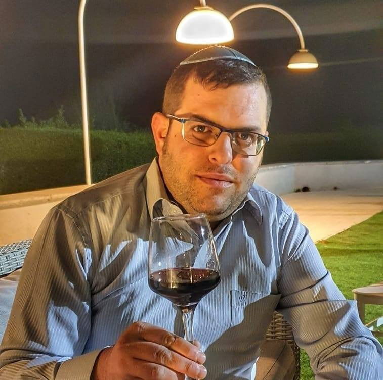 צריך יותר ריכוז בעבודה. רדוצקי