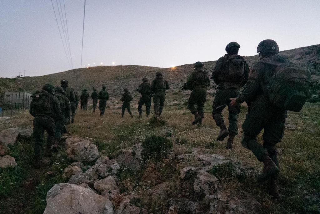 מבצע אחד, 99 תמונות: כך נראה "שובר גלים" בעדשה